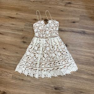 Self-portrait azaelea Dress in White. Size US 0